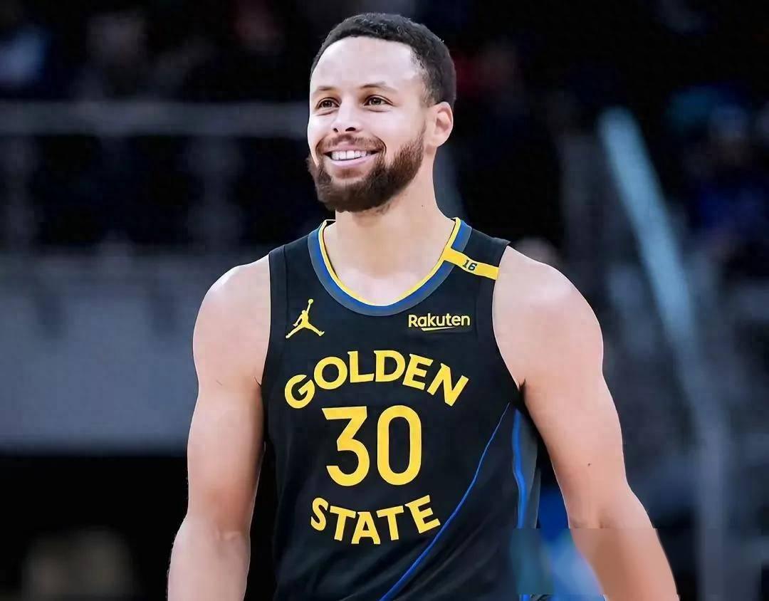 开云体育网址-爆冷引发热议！，库里在加拿大队比赛中重要助攻赛场气氛高涨(库里南在加拿大卖多少钱)