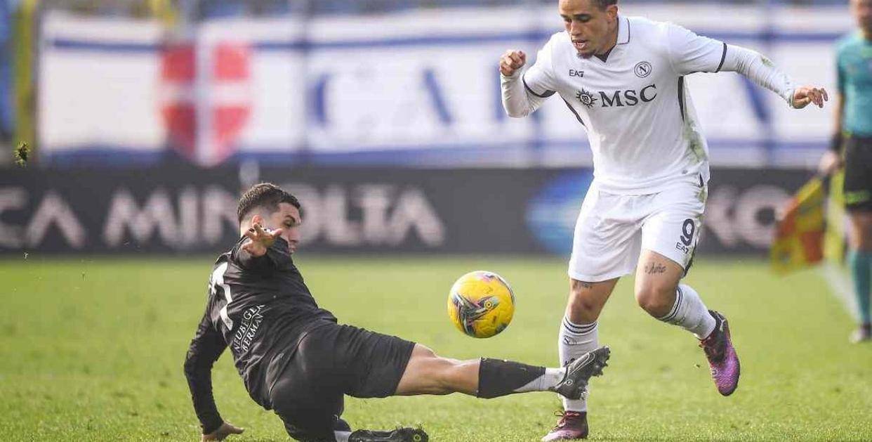 开云-包含赛地聚焦：意大利杯加时末段热度飙升；芝加哥公牛强势反弹；形势明朗；资深球员宣示担当的词条