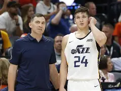 开云体育网址-科迈罗二手车价格