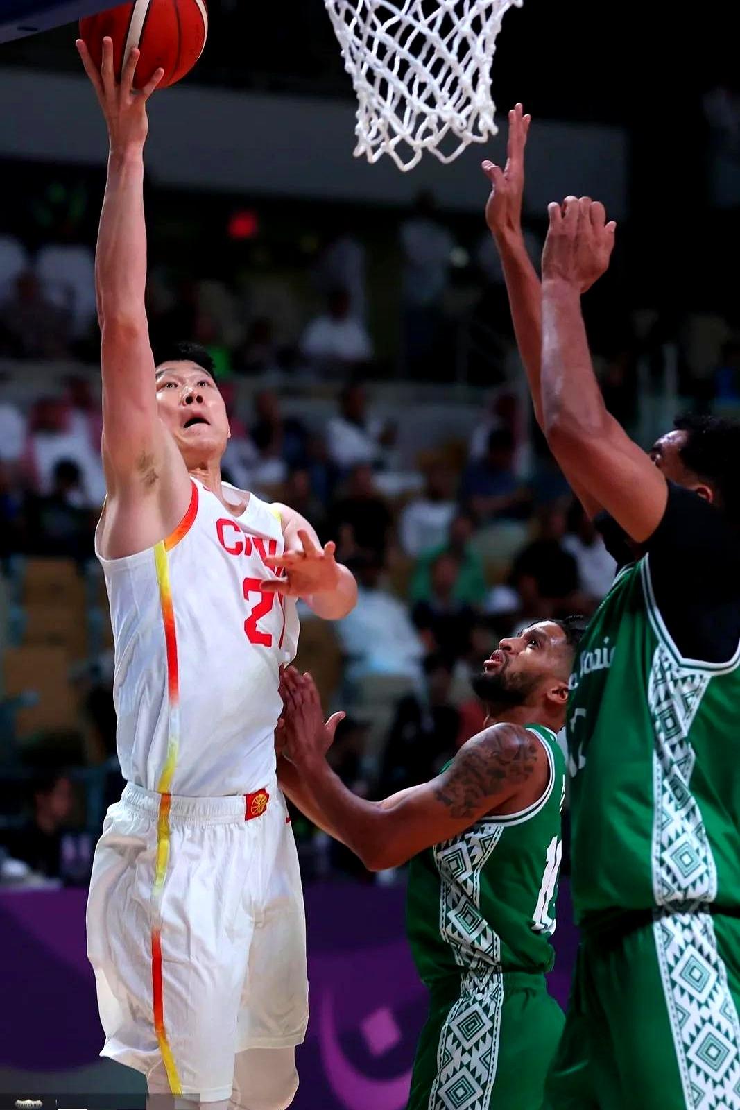 关键时刻深圳男篮遗憾出局山东男篮篮板制胜，这一次真的冲刺阶段毕尔巴鄂竞技备战亚冠(曝山东男篮接触大外援)